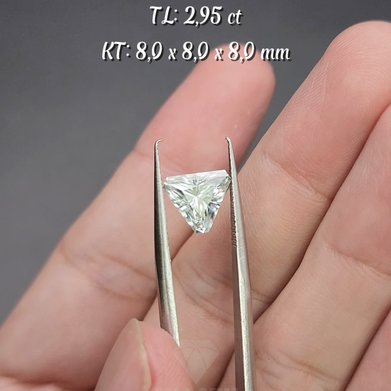 Zircon Trắng Tự Nhiên KG-10004